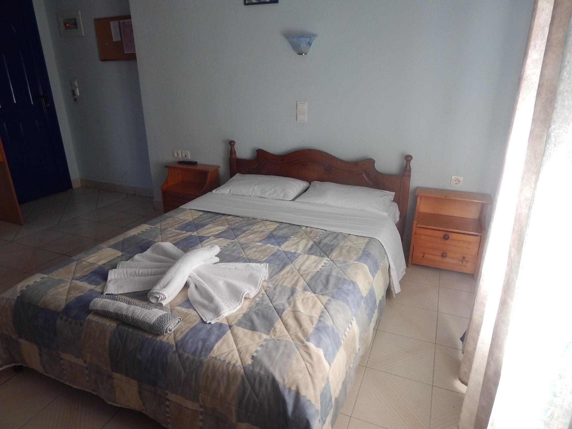 Anaxos Gardens Aparthotel Bagian luar foto