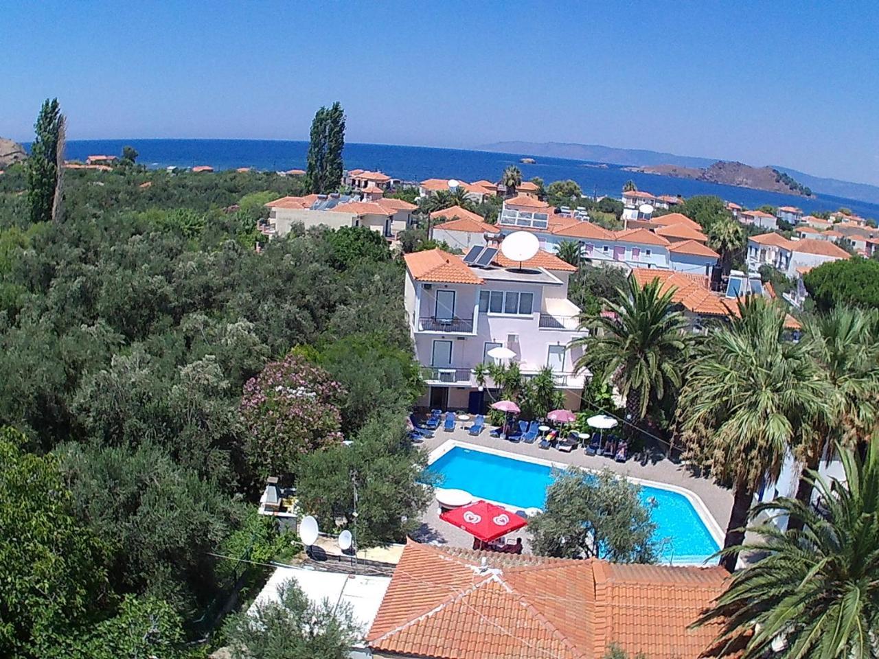 Anaxos Gardens Aparthotel Bagian luar foto